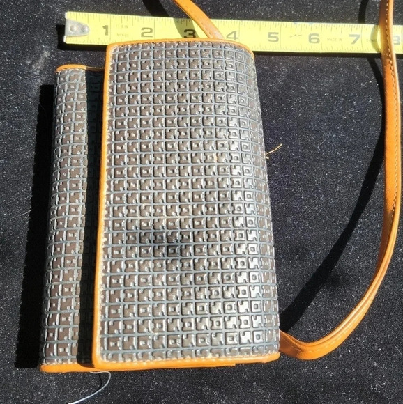 Vintage  pocketbook with long strap - Picture 2 of 7